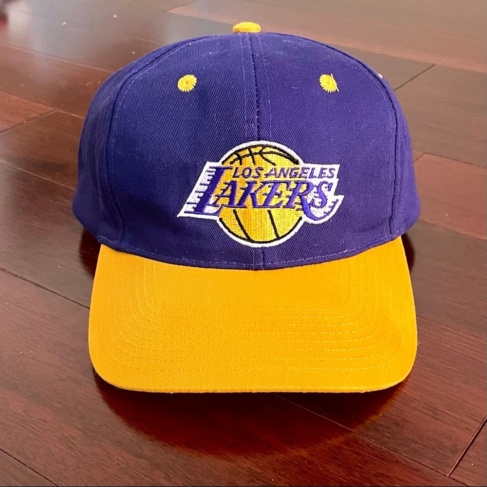 Vintage Los Angeles Lakers Snapback Hat